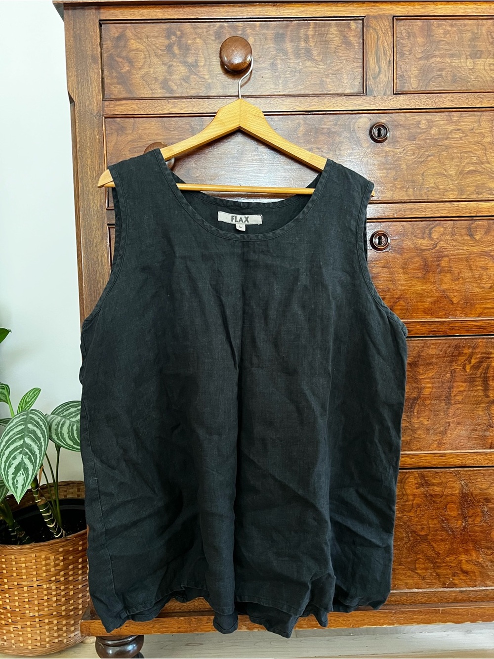 FLAX by Jeanne Engelhart Black Linen Sleeveless Blouse